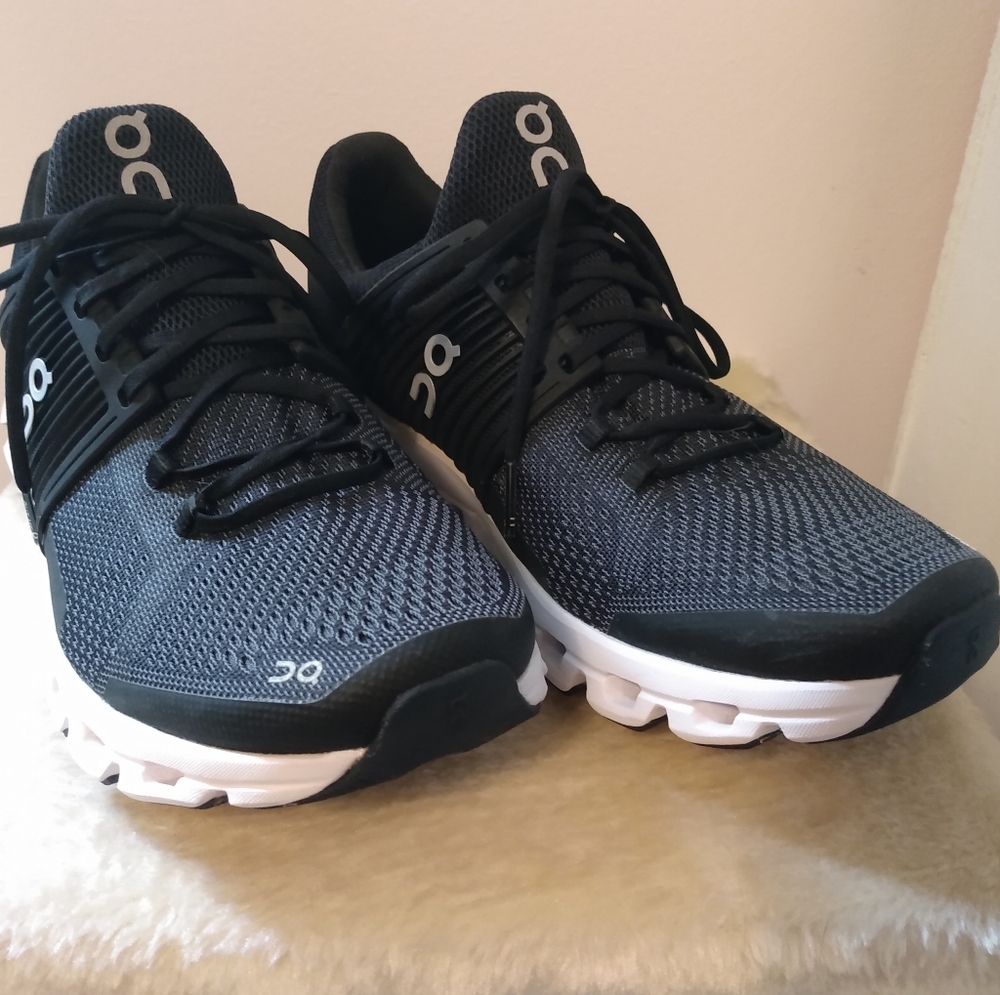 On Cloudswift Running Shoes Black/Rock Size 9